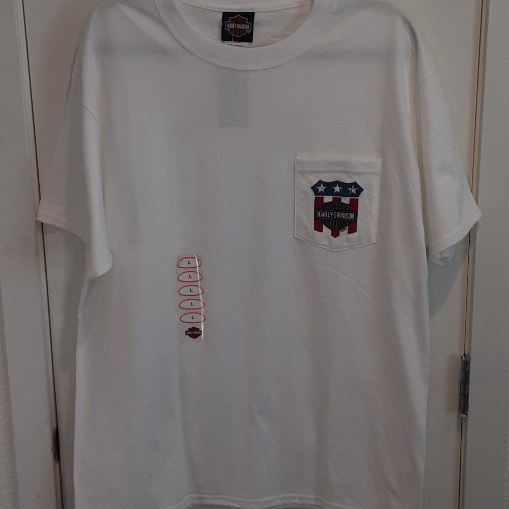 Harley Davidson brand new pocket t-shirt Large